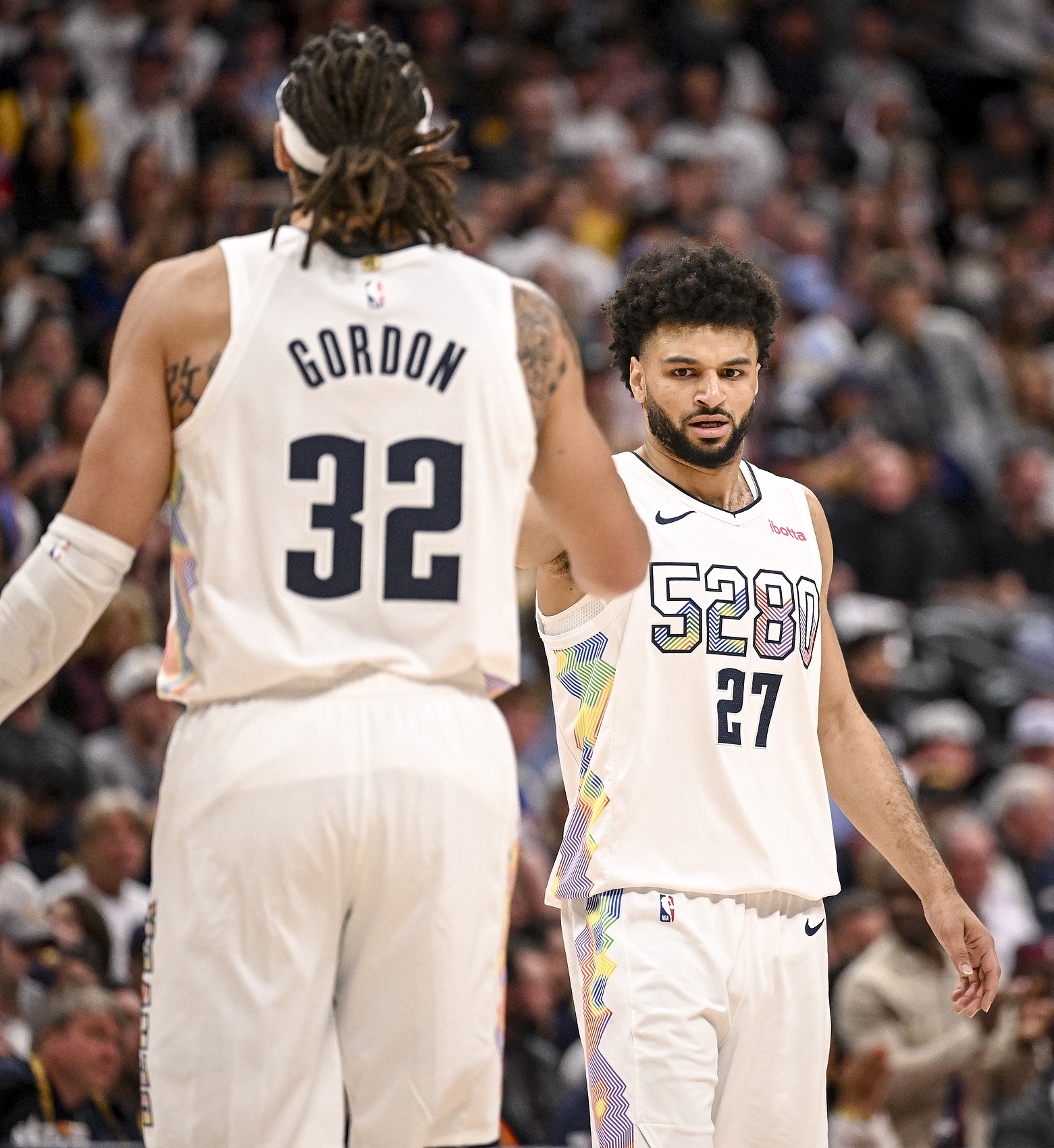 欧冠-伤兵满营！今天对阵雄鹿阿隆·戈登能出战 穆雷&amp;沃特森等人缺席