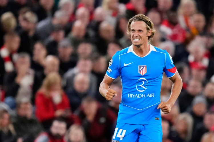 略伦特：不知道挡出巴萨多少次传中和角球，我们最终还是坚持下来